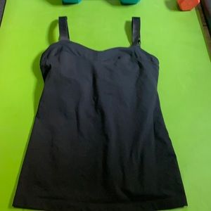 Lululemon women’s top